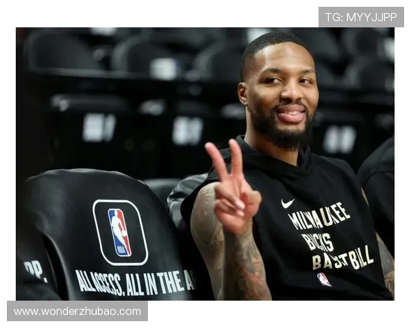 利拉德回忆绝杀雷霆前夜与Haynes看球时的豪言壮语