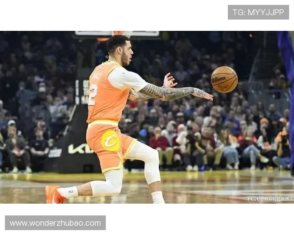 克尼佩尔状态火热近三场场均24分8板三分命中率超高表现引发关注