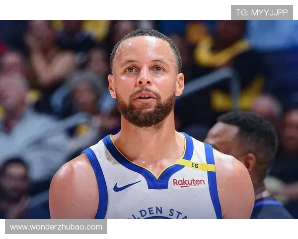 库里首节表现出色三分球命中率高达667贡献7分1板2助助力球队开局良好